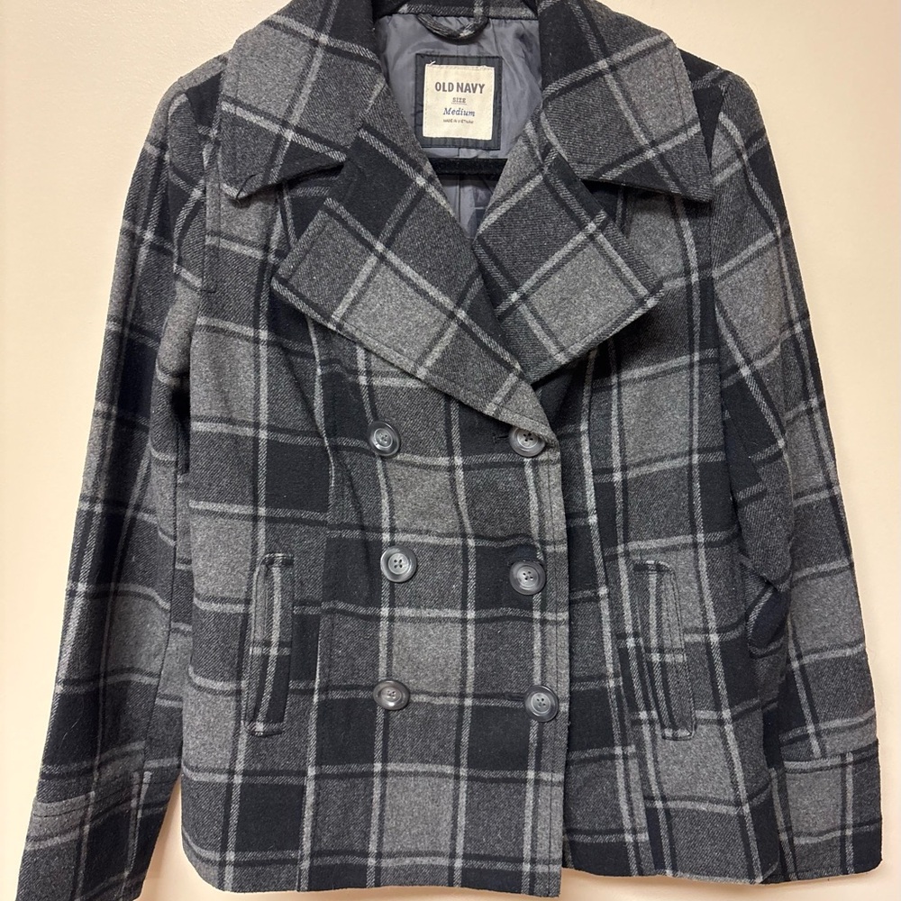 Old Navy Women's Checkered Peacoat - Dark and Light Gray